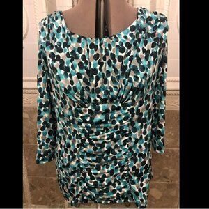 DRESSBARN. 1X Stretch Jersey Top. Bust 43". Gathered Accents. Greens. B13